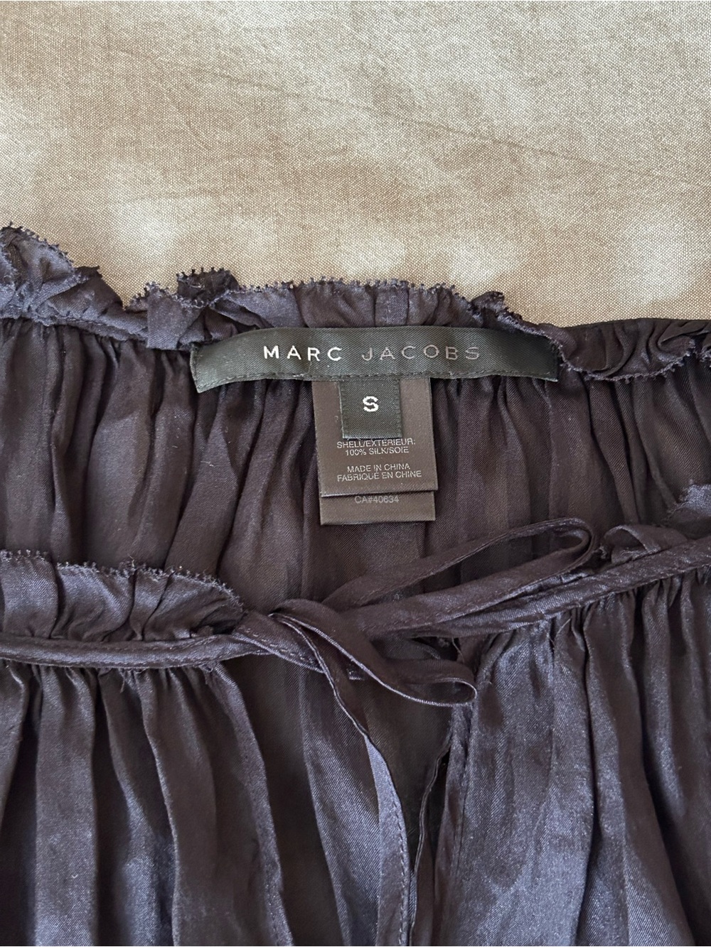 Marc Jacobs Sheer Black Peasant Blouse with Tie Neckline - Picture 4 of 7
